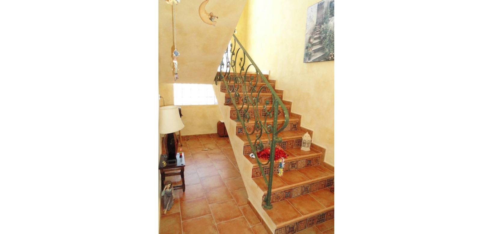 Revente - Villa - Pinoso  - Pinoso