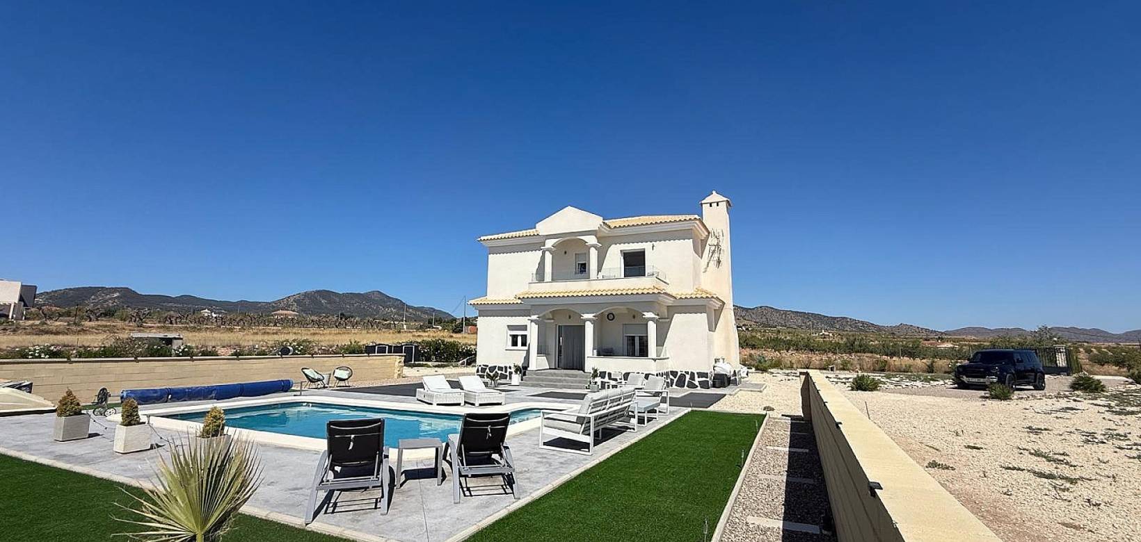 Revente - Villa - Pinoso  - Pinoso