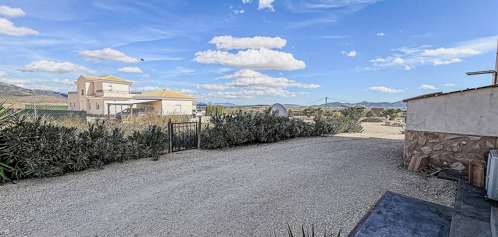 Revente - Villa - Pinoso  - Pinoso