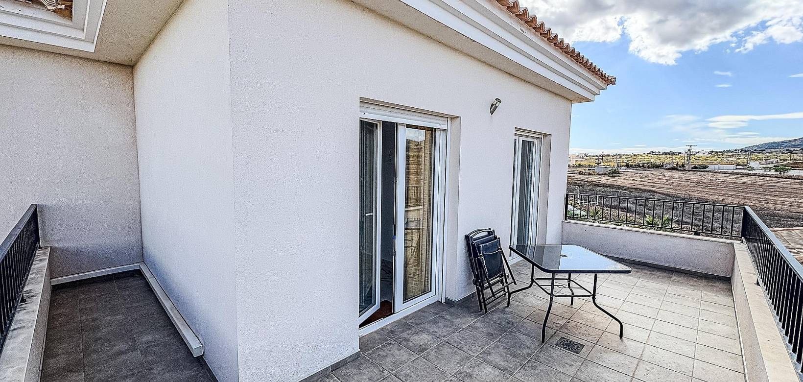 Revente - Villa - Pinoso  - Pinoso