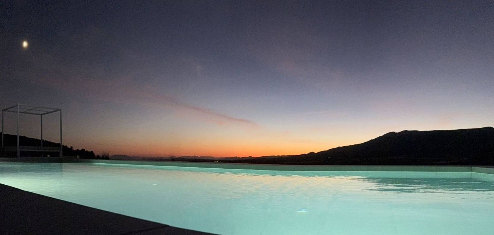 Revente - Villa - Pinoso  - Pinoso