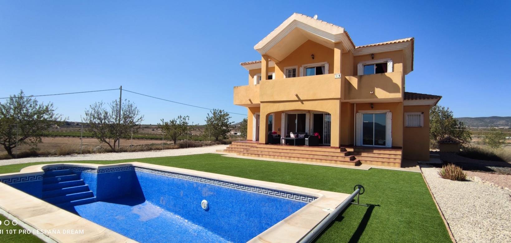 Revente - Villa - Pinoso  - Pinoso