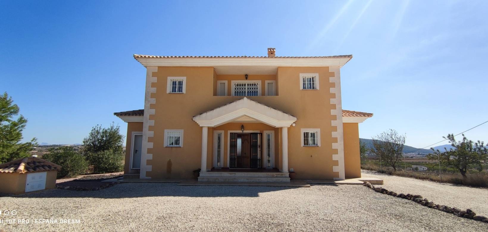Revente - Villa - Pinoso  - Pinoso