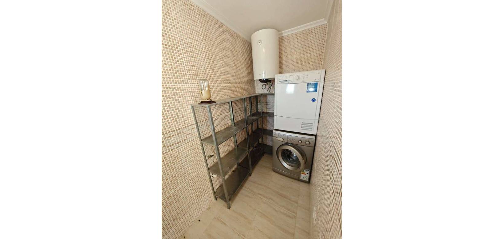 Revente - Villa - Pinoso  - Pinoso