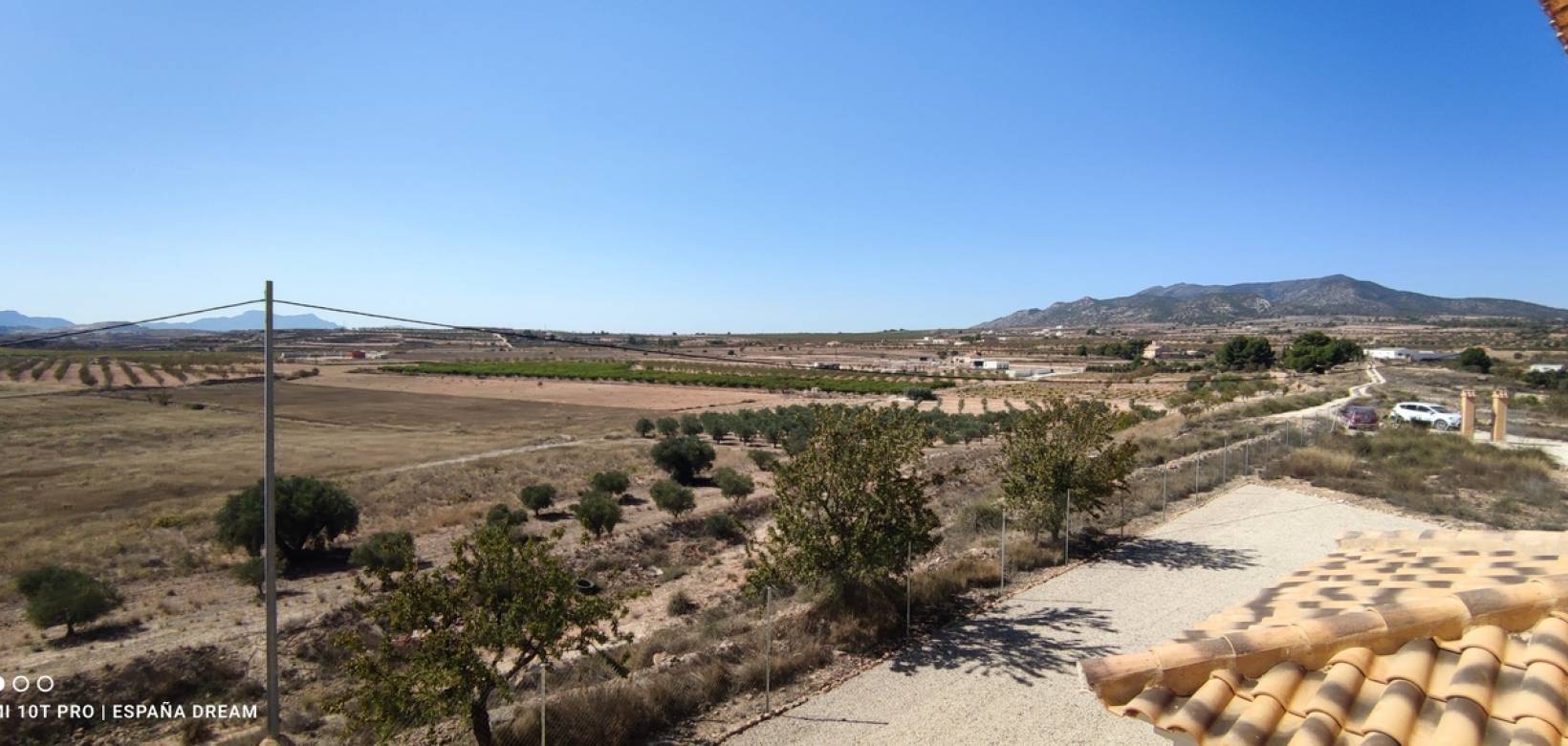 Revente - Villa - Pinoso  - Pinoso