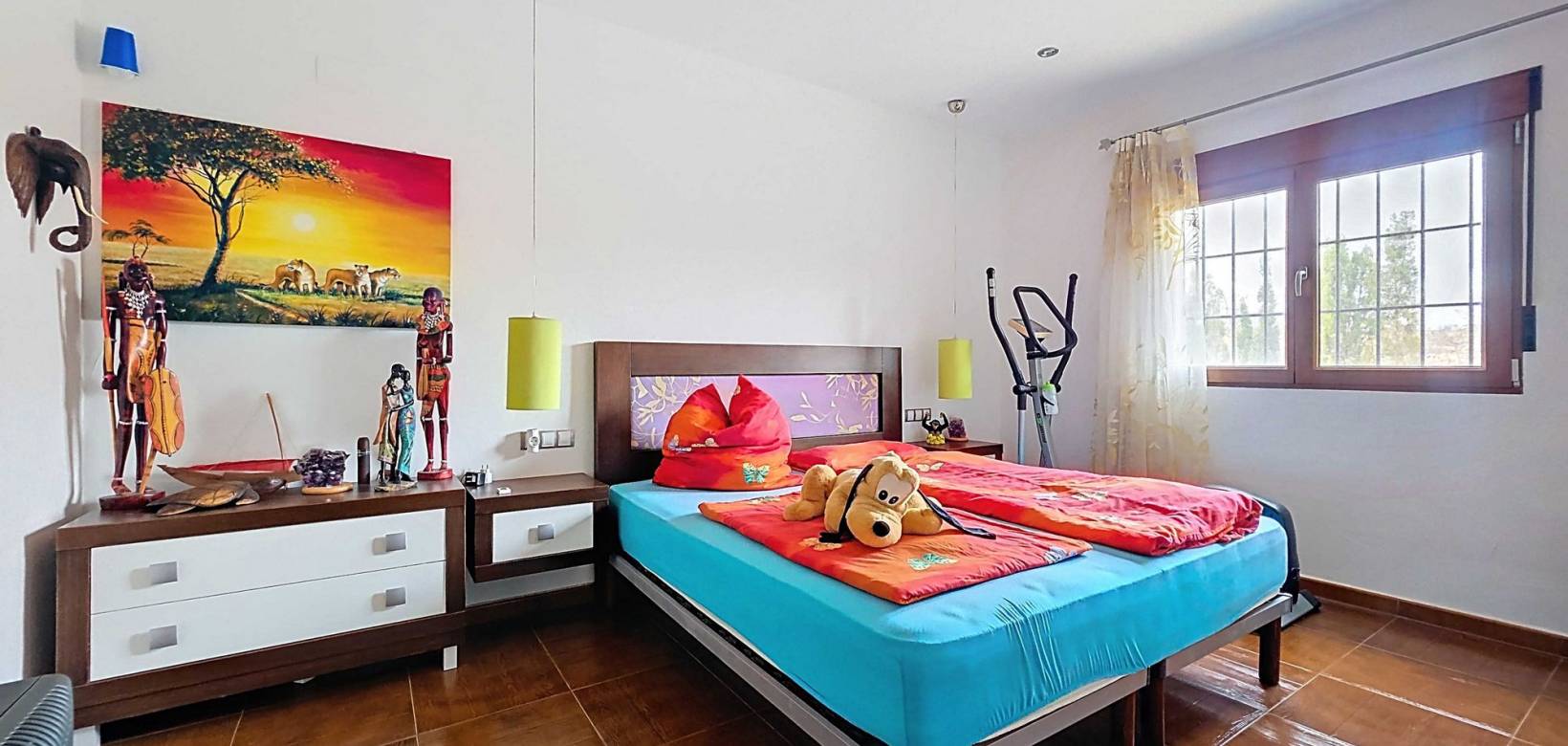 Revente - Villa - Pinoso  - Pinoso