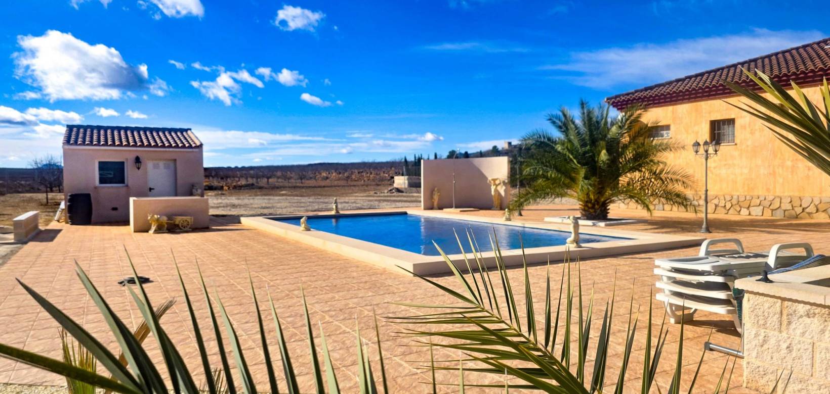 Revente - Villa - Pinoso  - Pinoso