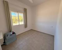 Revente - Villa - Pinoso  - Pinoso