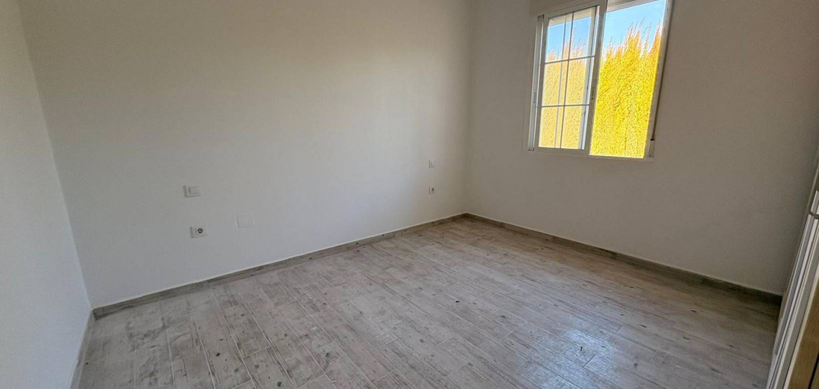 Revente - Villa - Pinoso  - Pinoso