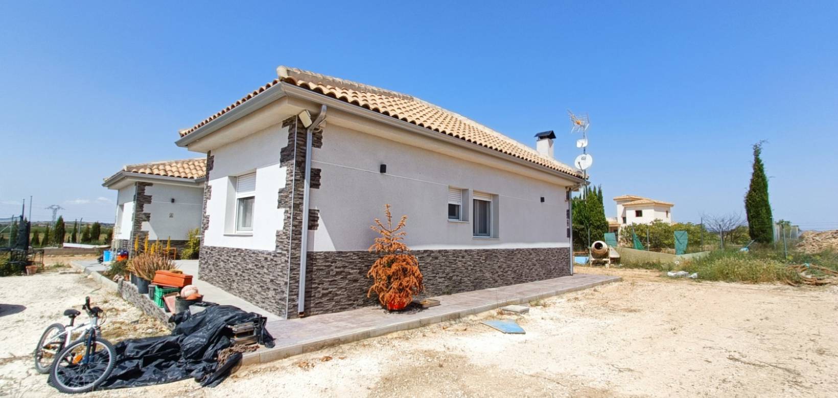 Revente - Villa - Pinoso  - Pinoso