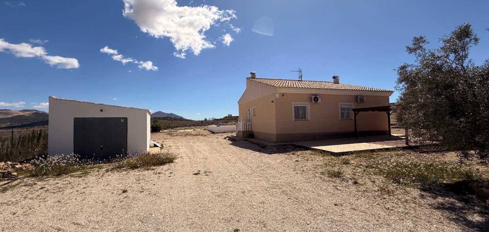 Revente - Villa - Pinoso  - Pinoso