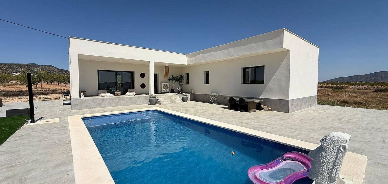 Revente - Villa - Pinoso  - Pinoso
