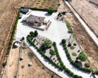 Revente - Villa - Pinoso  - Pinoso