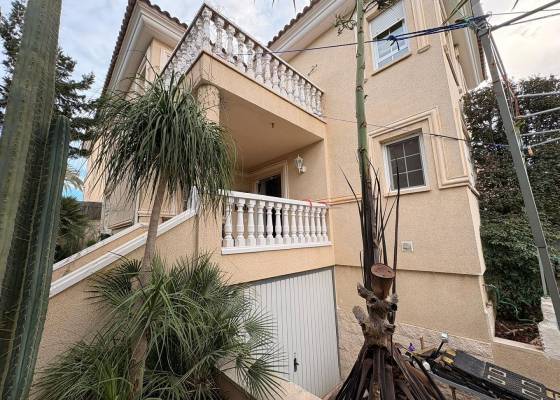 Semi Detached Villa - Wederverkoop - Elda - Elda