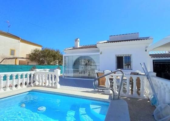 Semi Detached - Wederverkoop - San Luis, Torrevieja - Costa Blanca