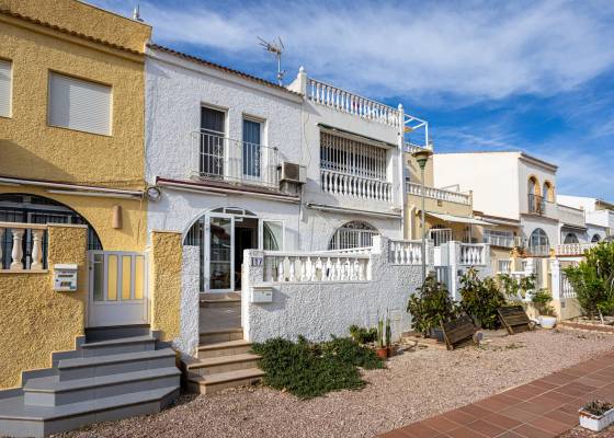 Terraced house / Townhouse - Revente - Torrevieja - La Siesta
