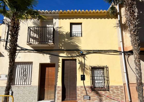 Town house - Resale - Hondón de los Frailes - Hondón de los Frailes