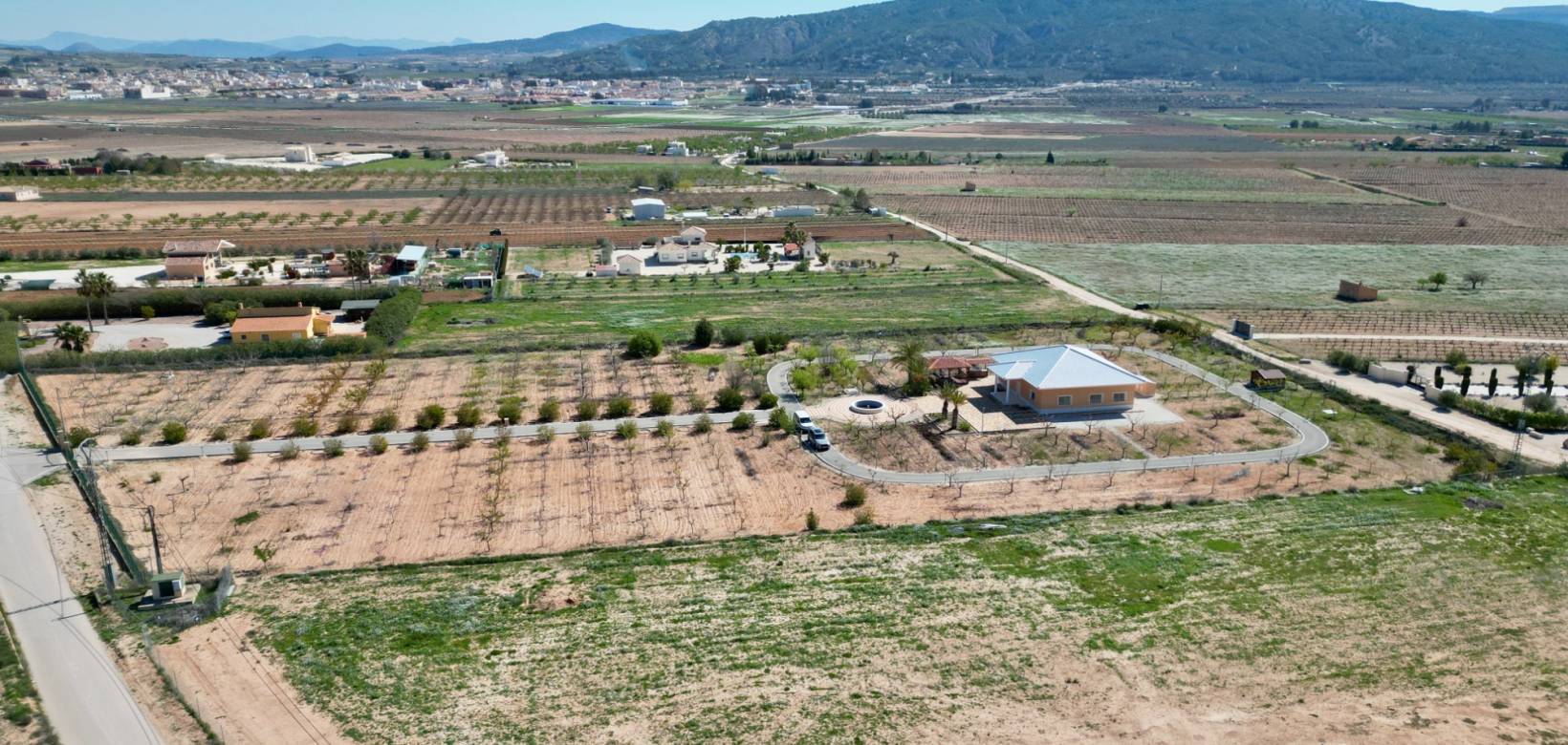 Venta - 5. Finca / Country Property - Pinoso