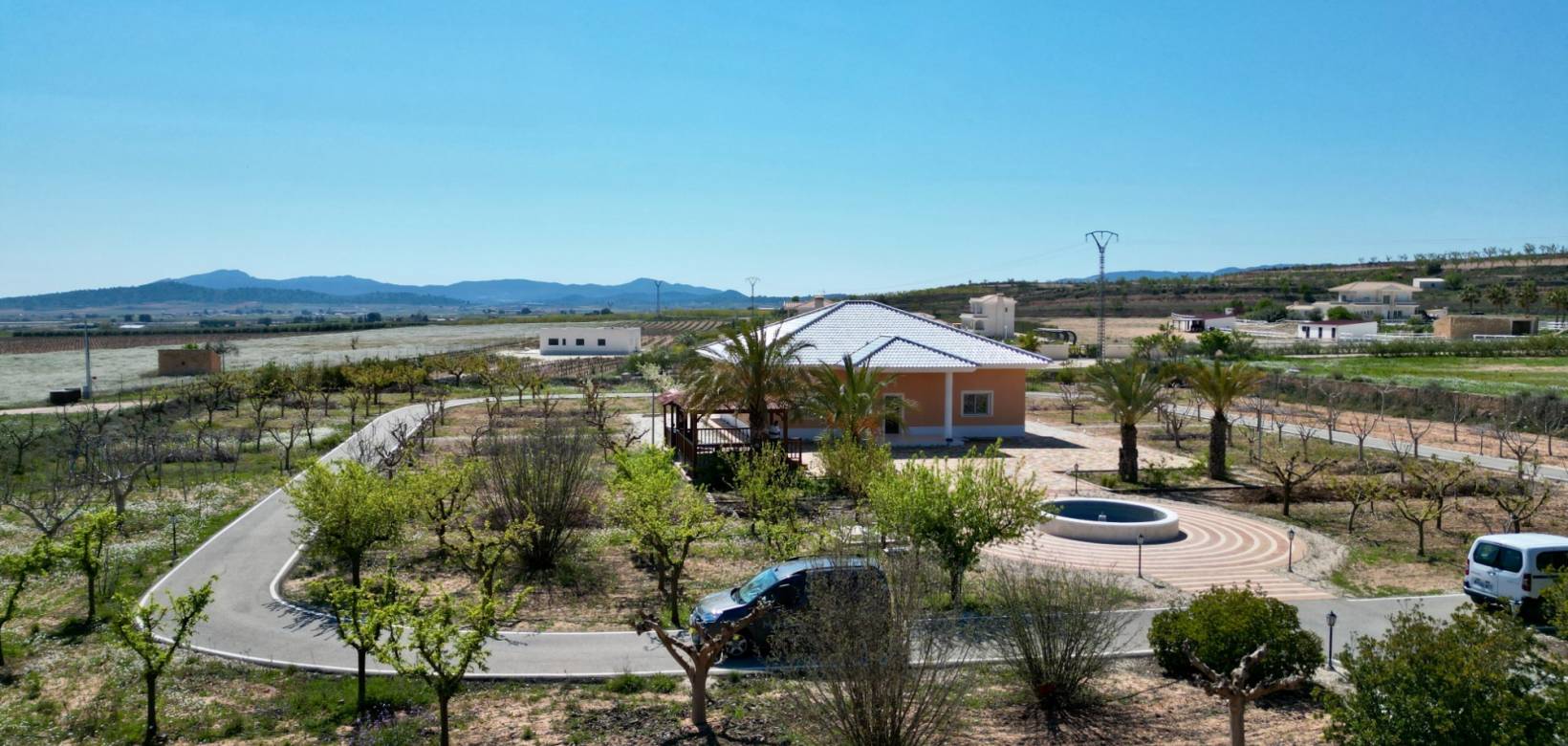 Venta - 5. Finca / Country Property - Pinoso