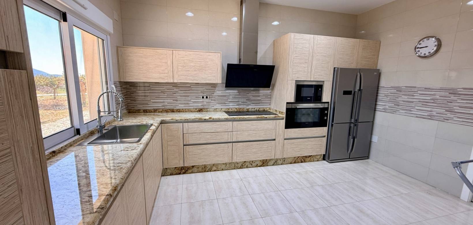 Venta - 5. Finca / Country Property - Pinoso