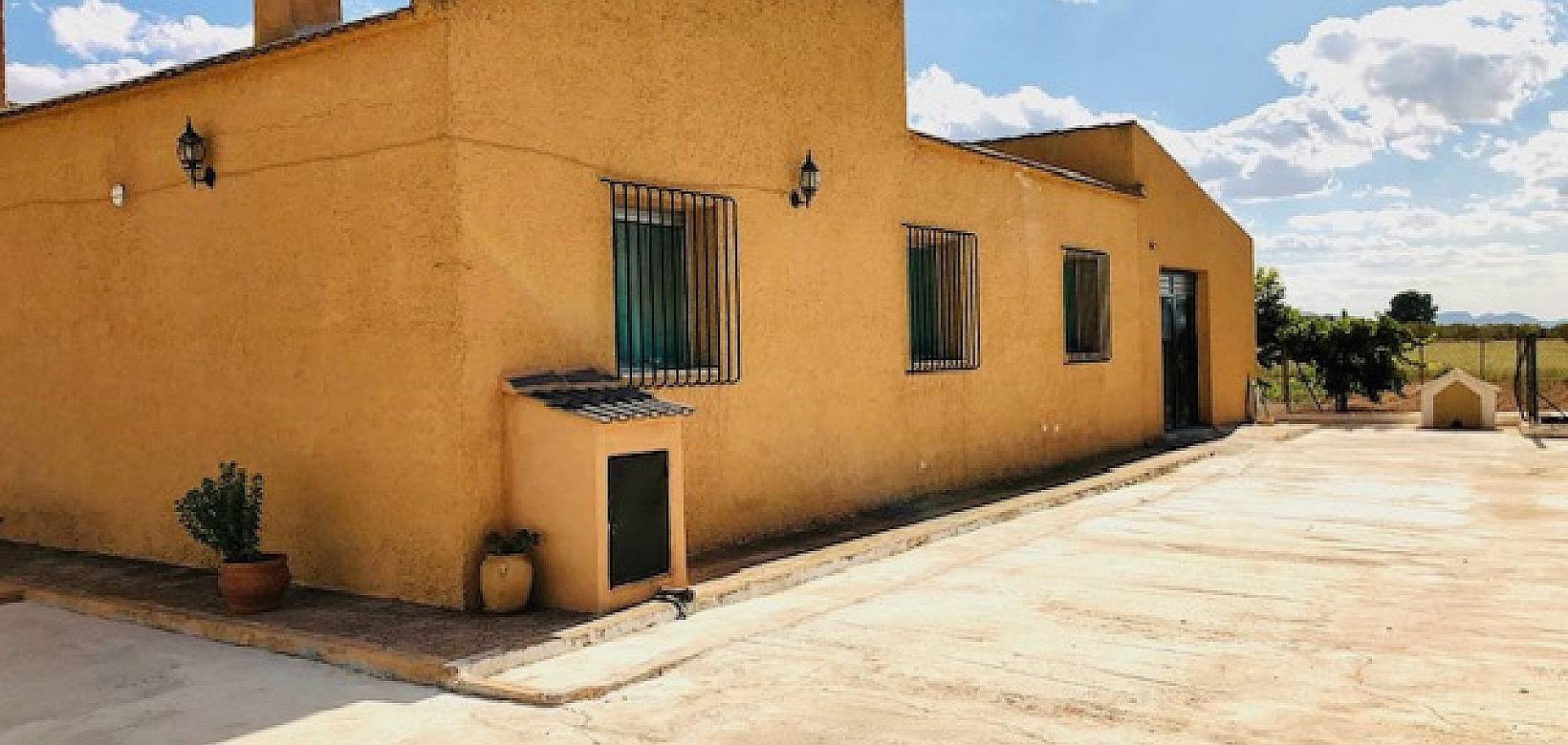 Venta - Casa de campo - Yecla