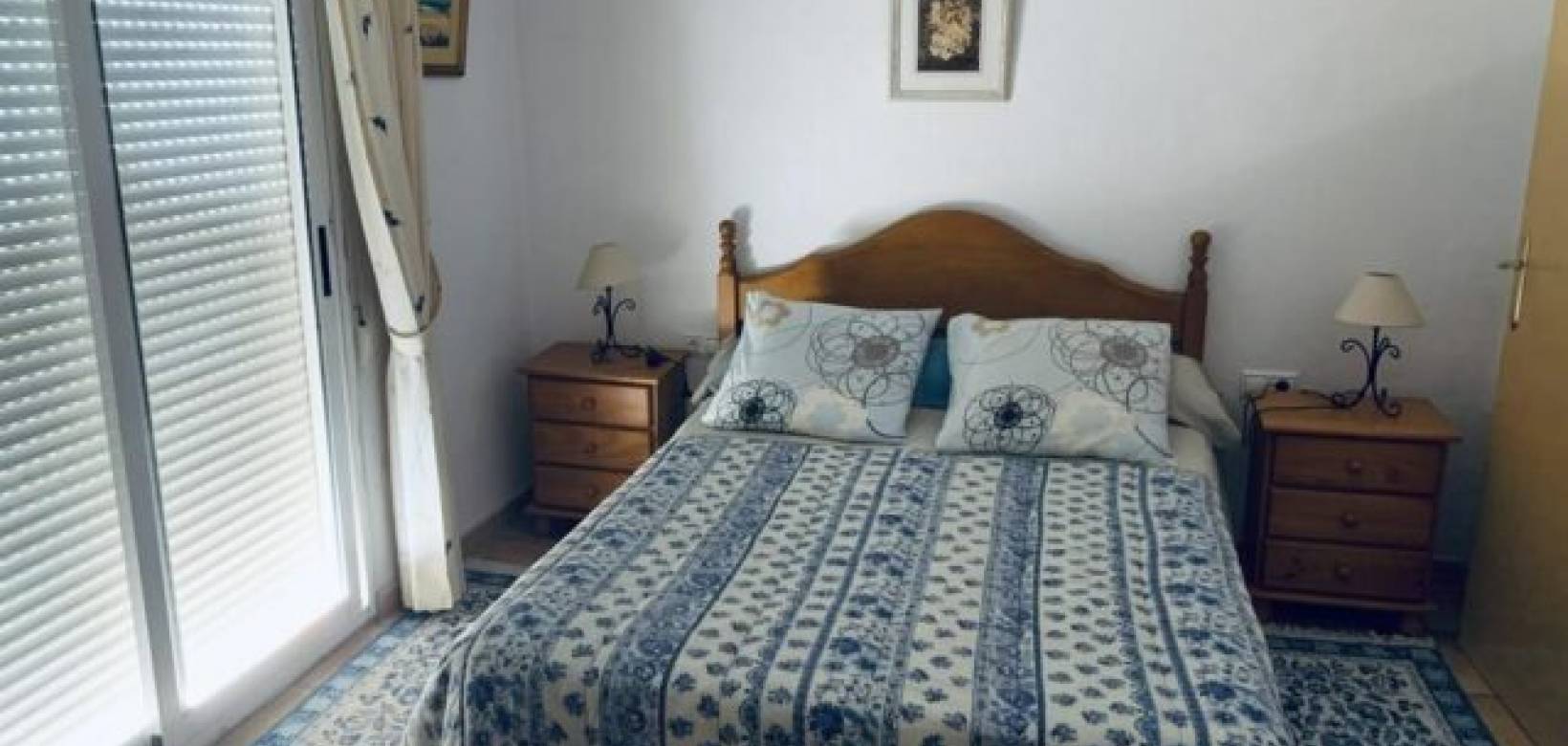 Venta - Casa de pueblo - Hondón de los Frailes