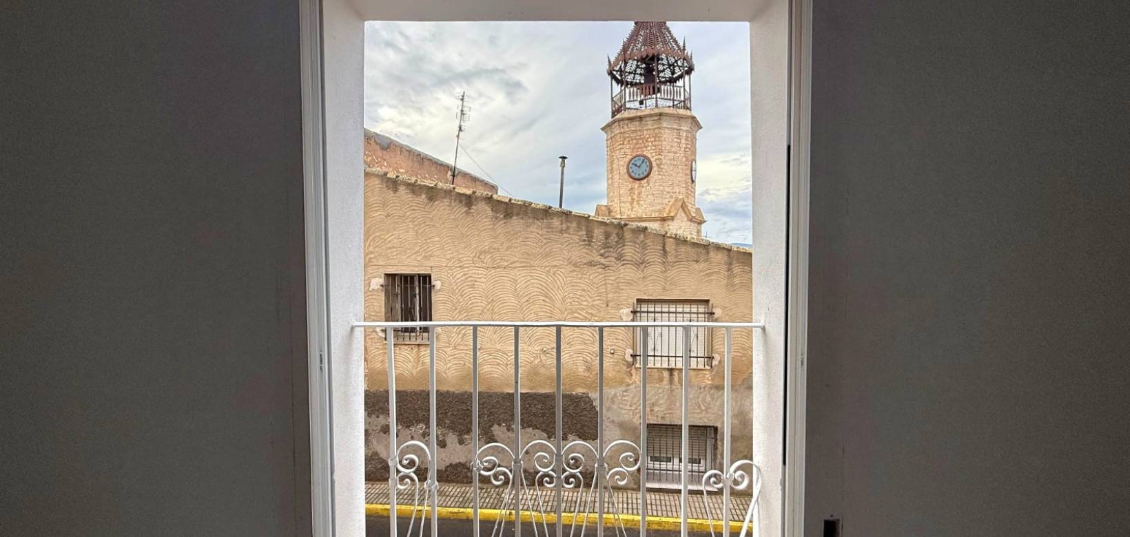 Venta - Casa de pueblo - Pinoso