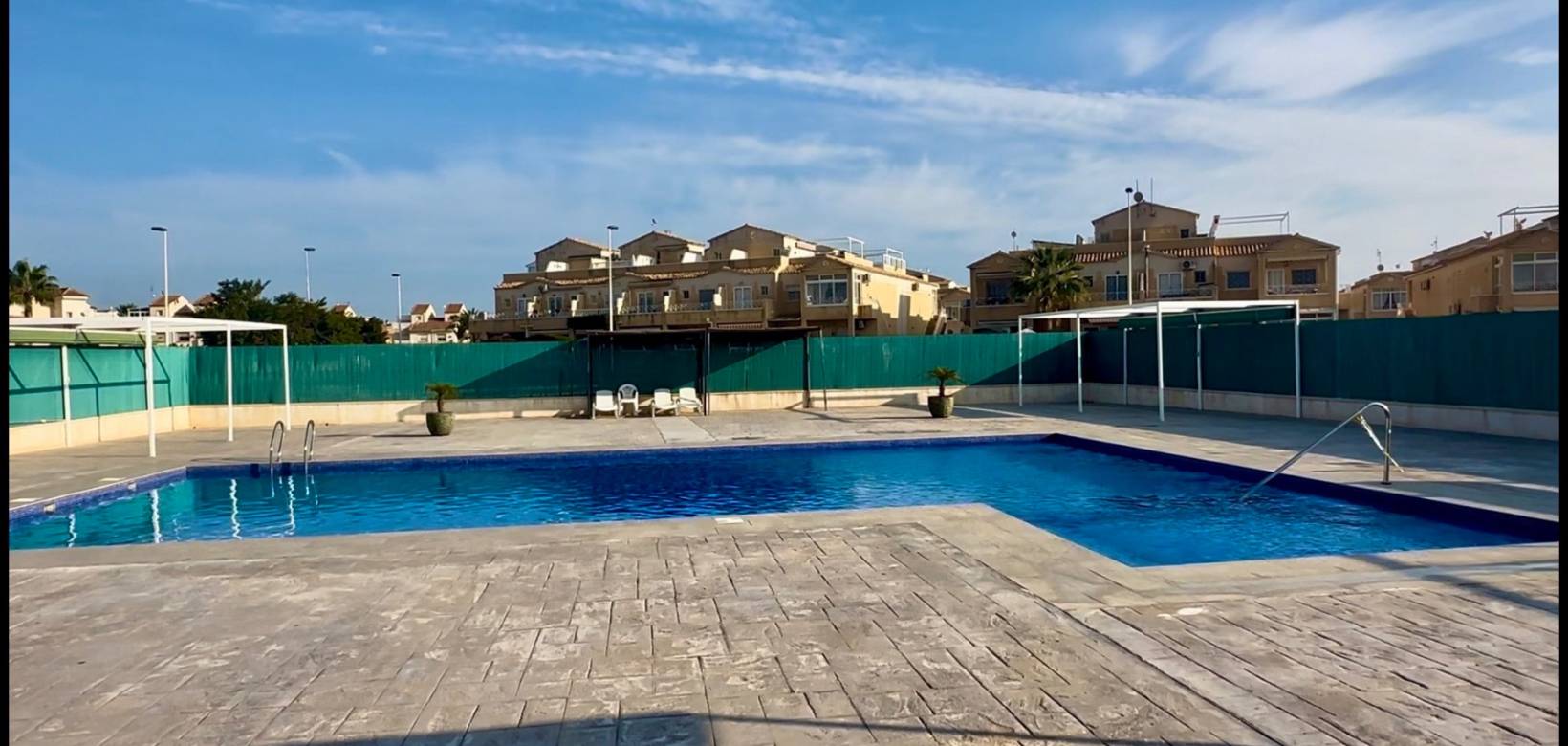 Venta - Casa de pueblo - Torrevieja - La Siesta - San Luis