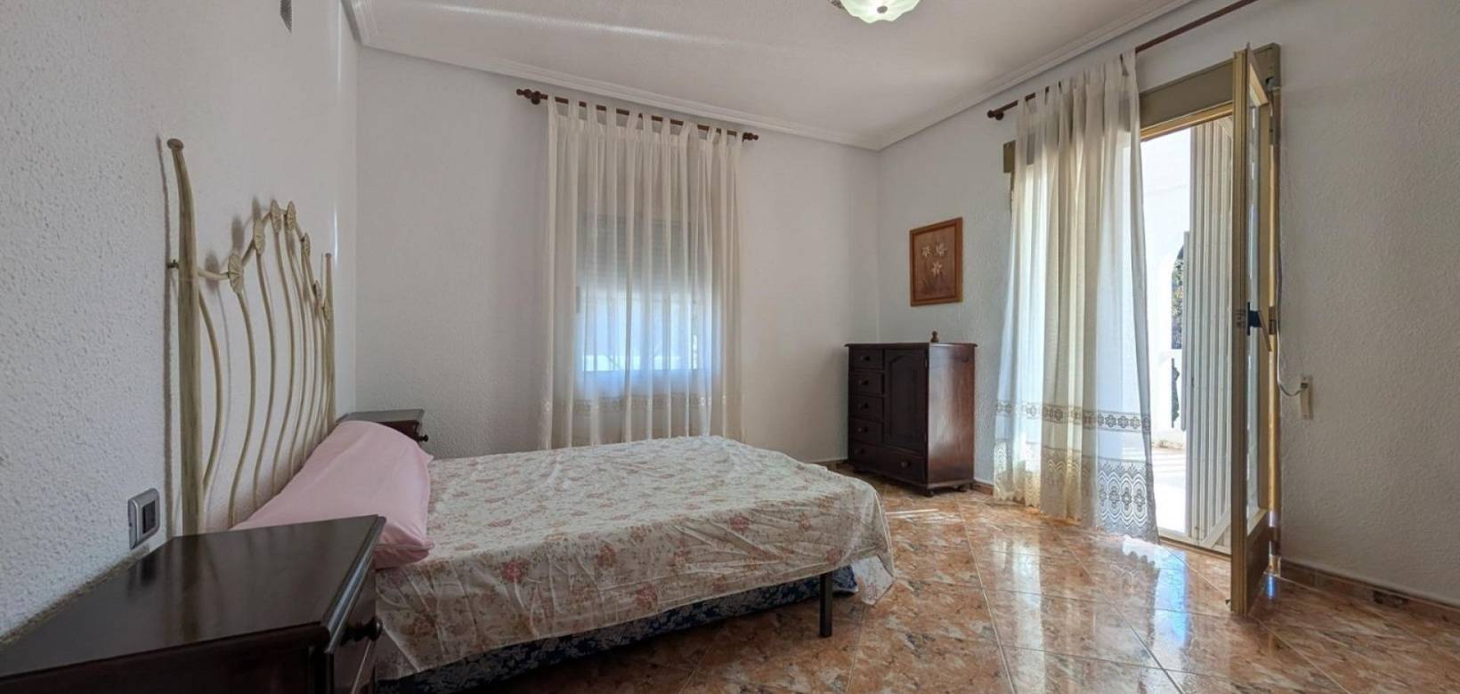 Venta - Chalet - Elche