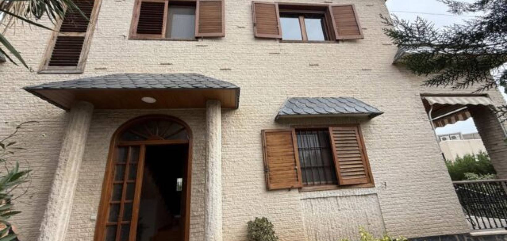 Venta - Chalet - Elda