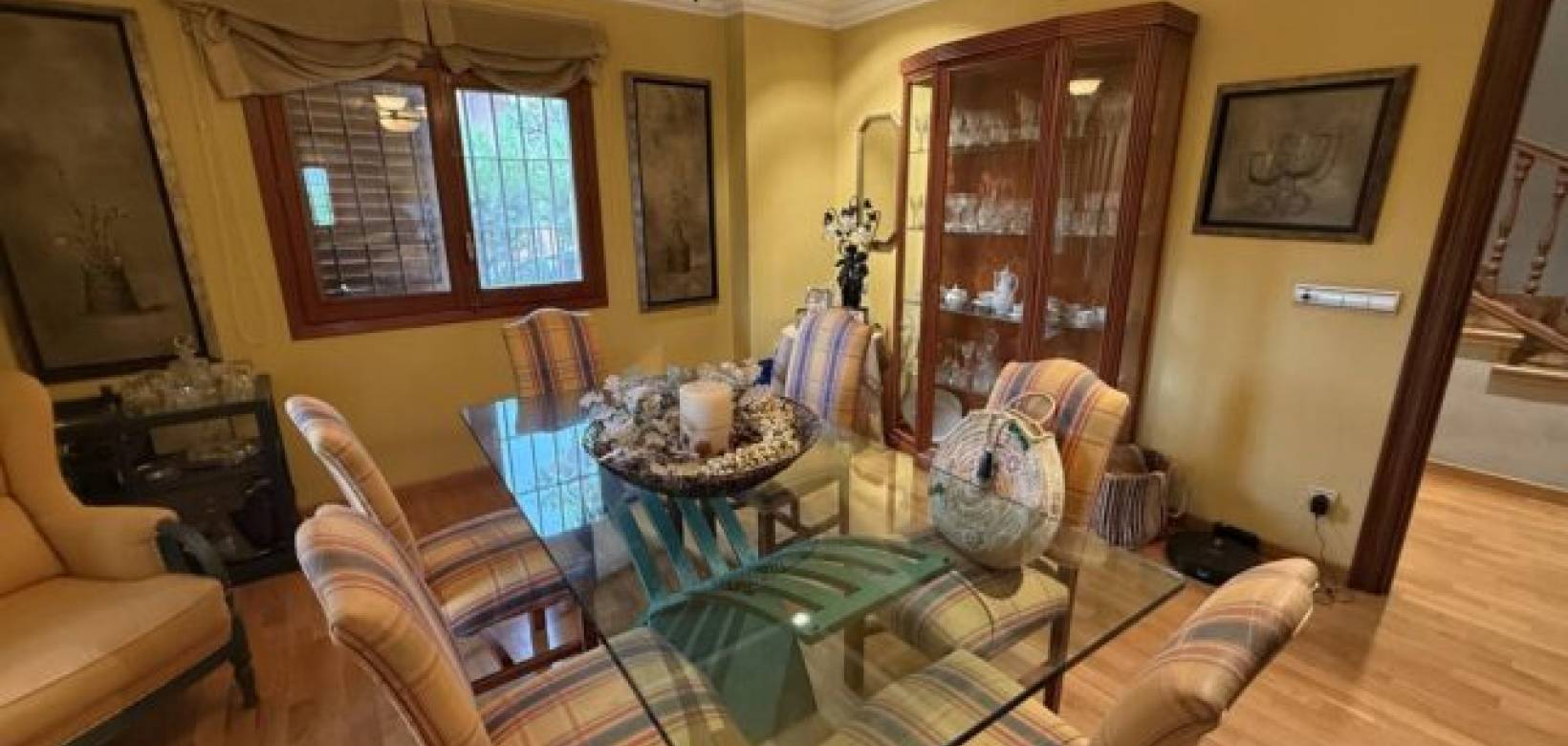 Venta - Chalet - Elda