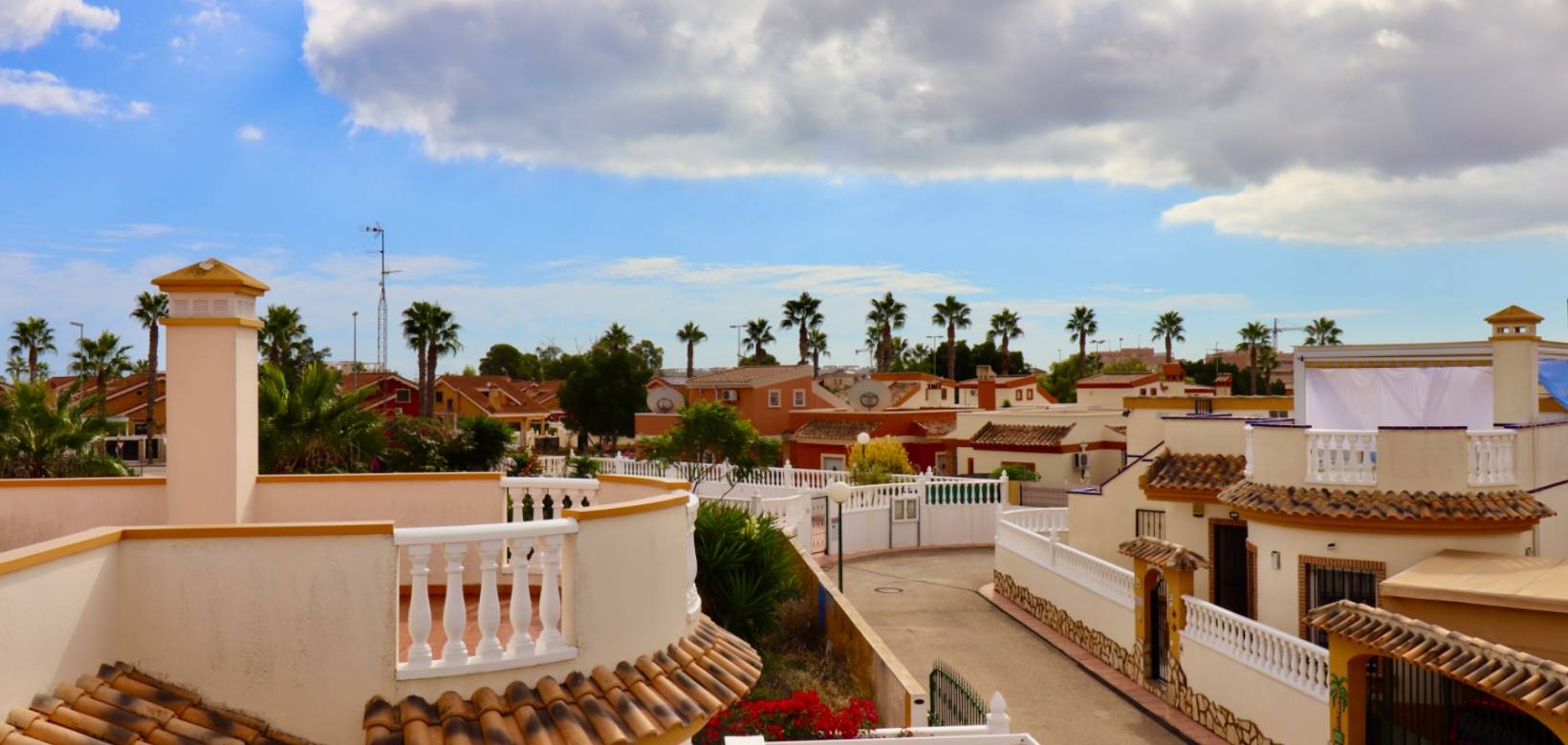 Venta - Chalet - Guardamar del Segura - El Raso