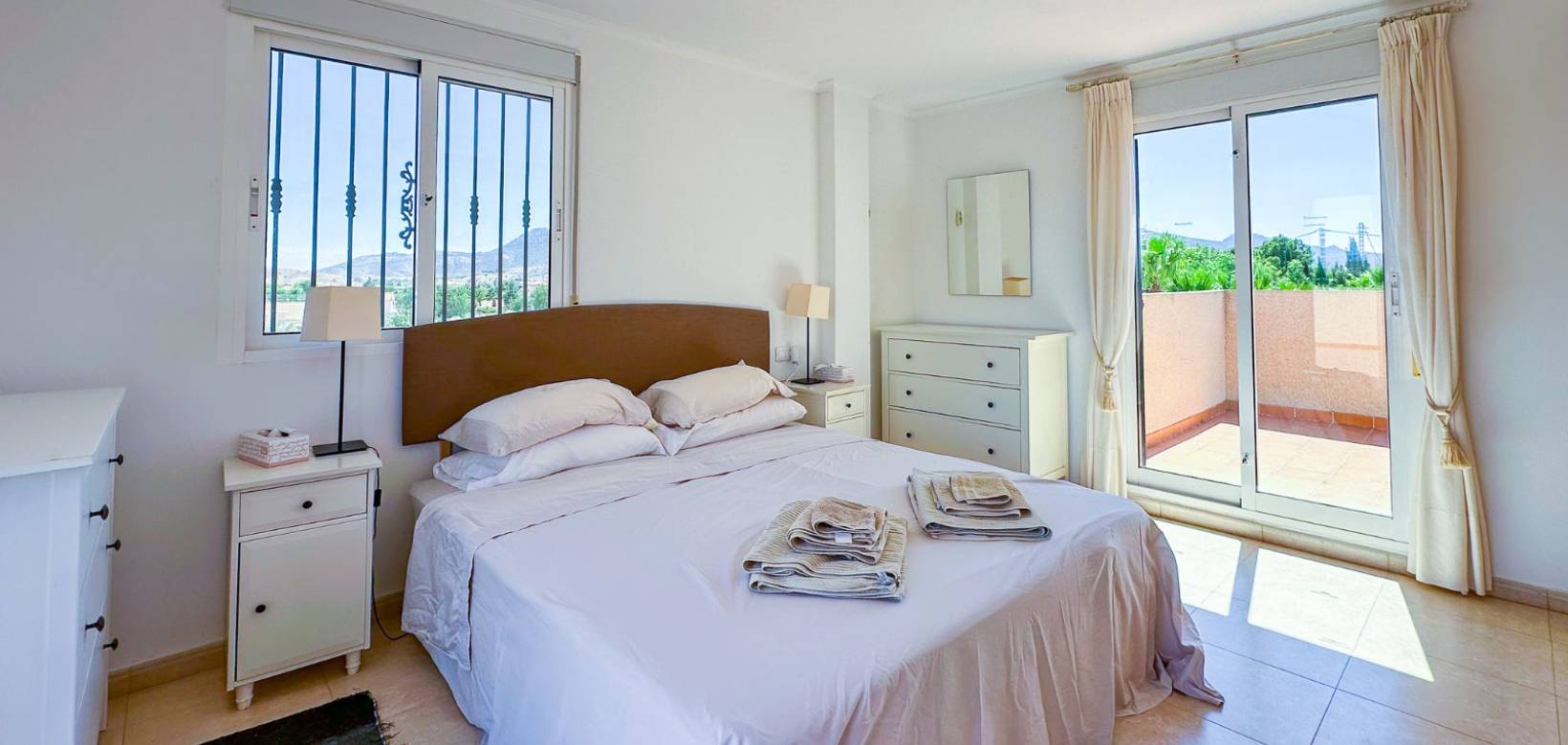 Venta - Chalet - Hondón de las Nieves