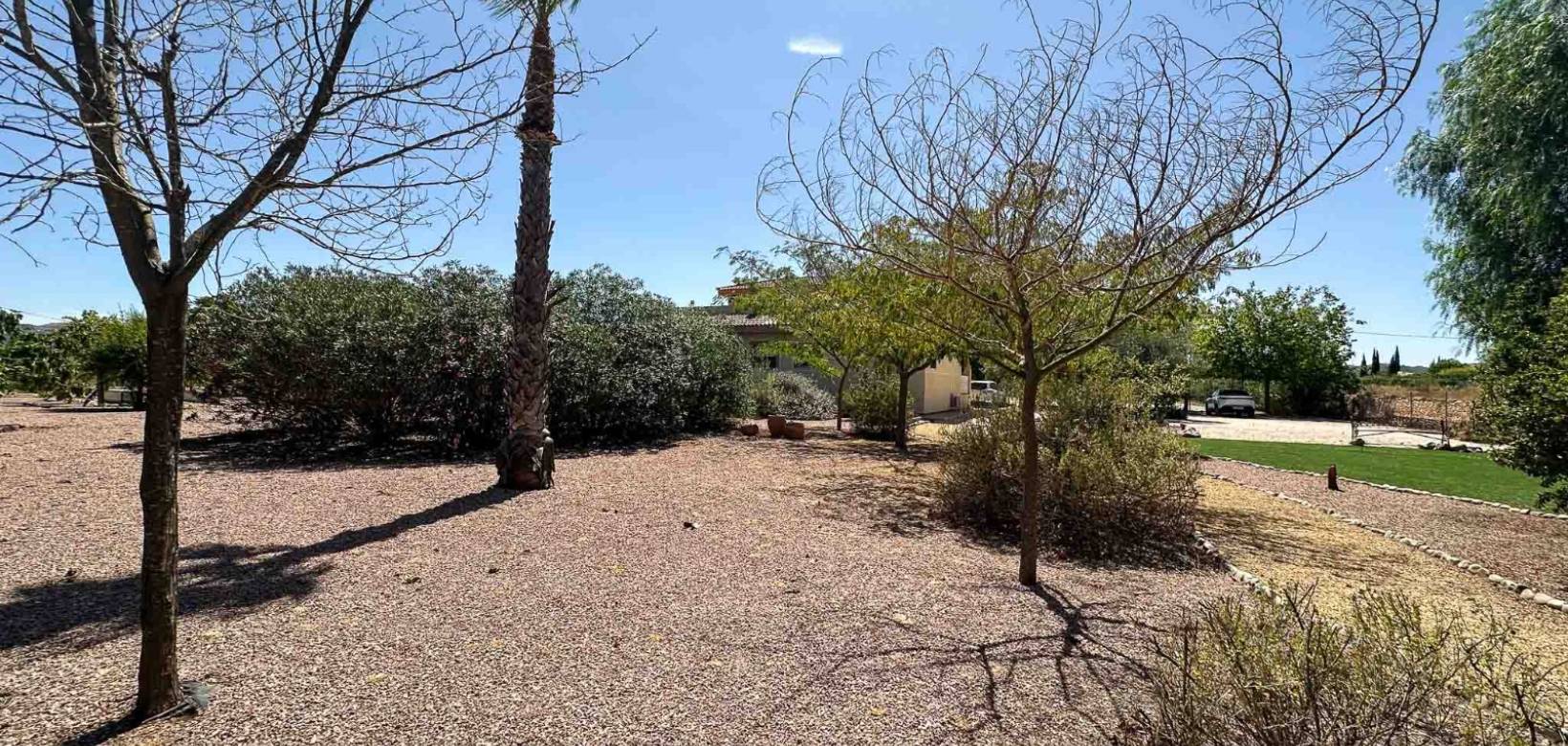 Venta - Chalet - Hondón de las Nieves