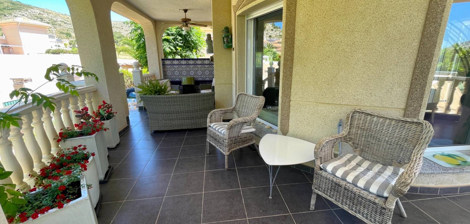 Venta - Chalet - Hondón de las Nieves