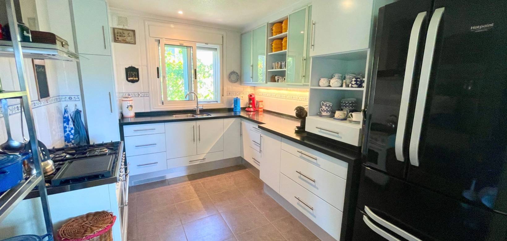 Venta - Chalet - Hondón de las Nieves