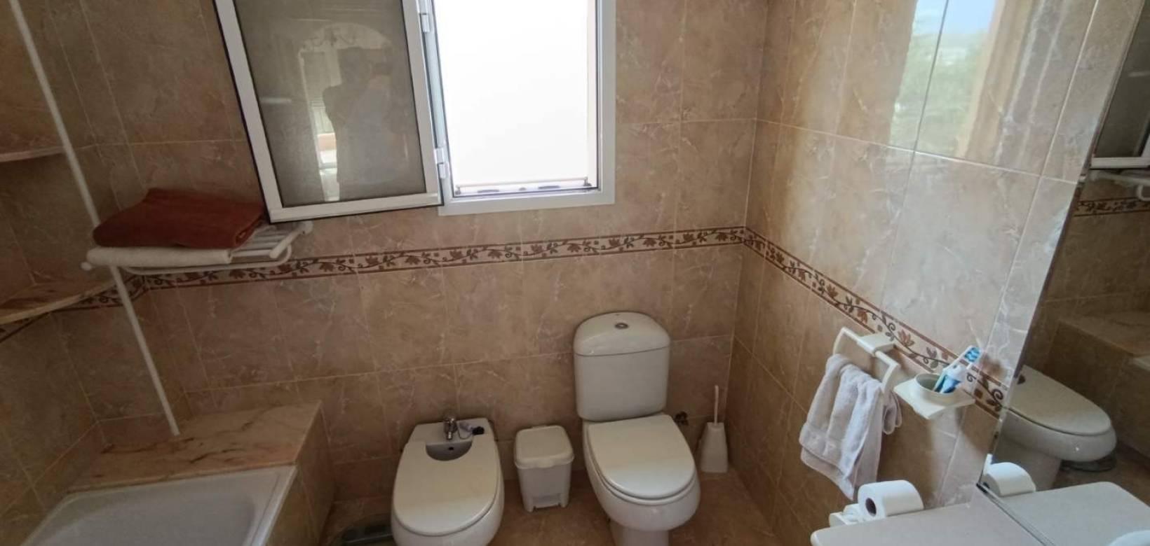 Venta - Chalet - Hondón de las Nieves