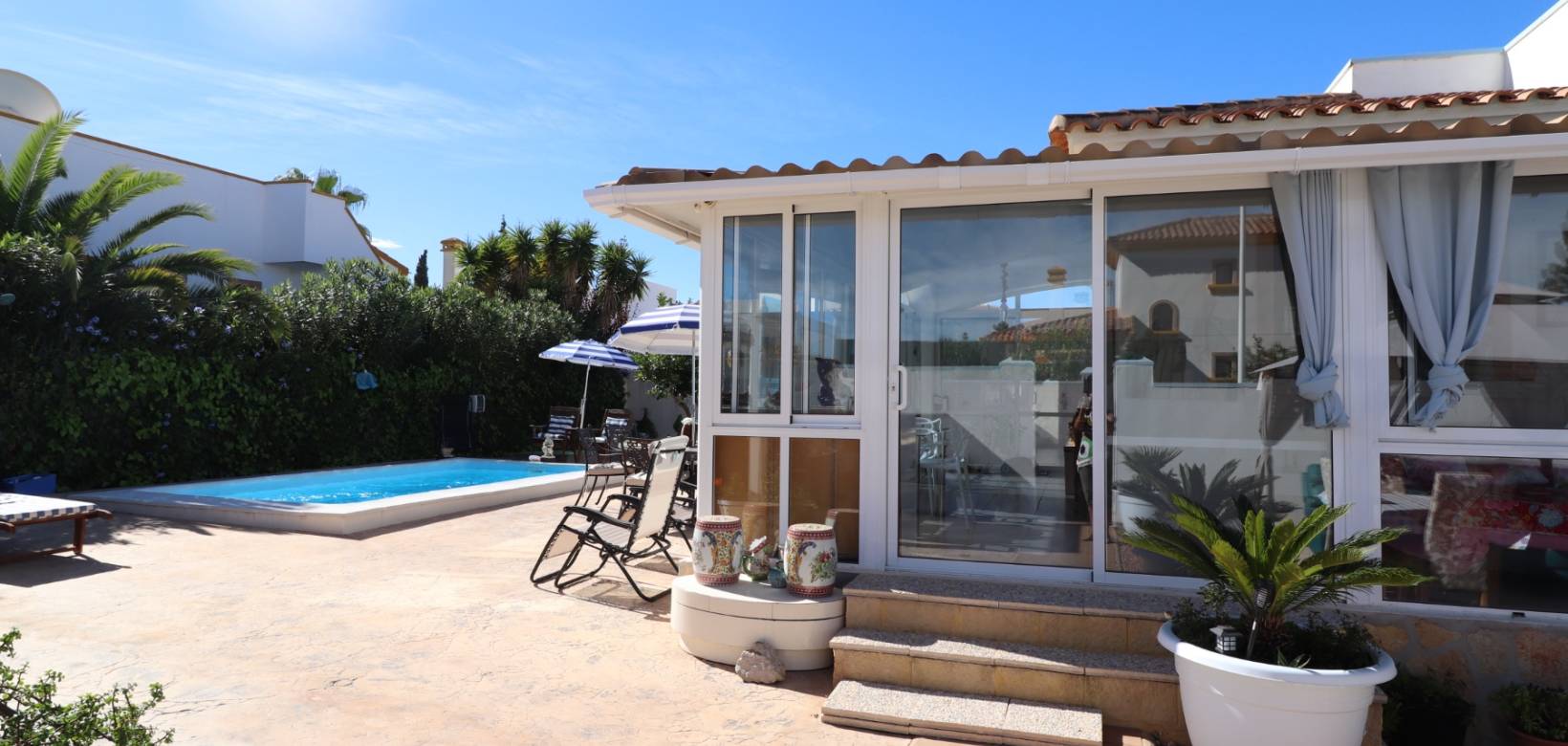 Venta - Chalet - Hondón de las Nieves