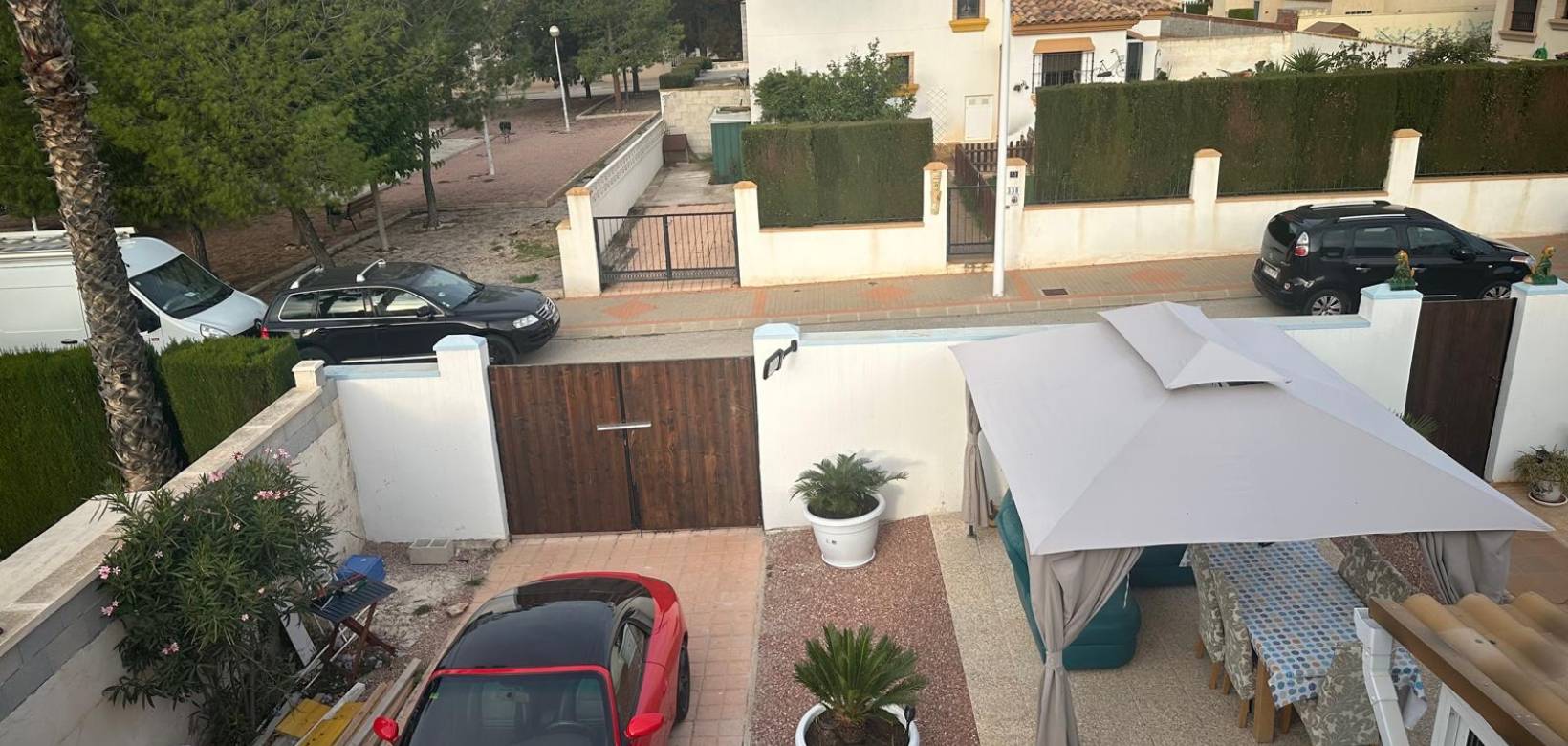 Venta - Chalet - Hondón de las Nieves