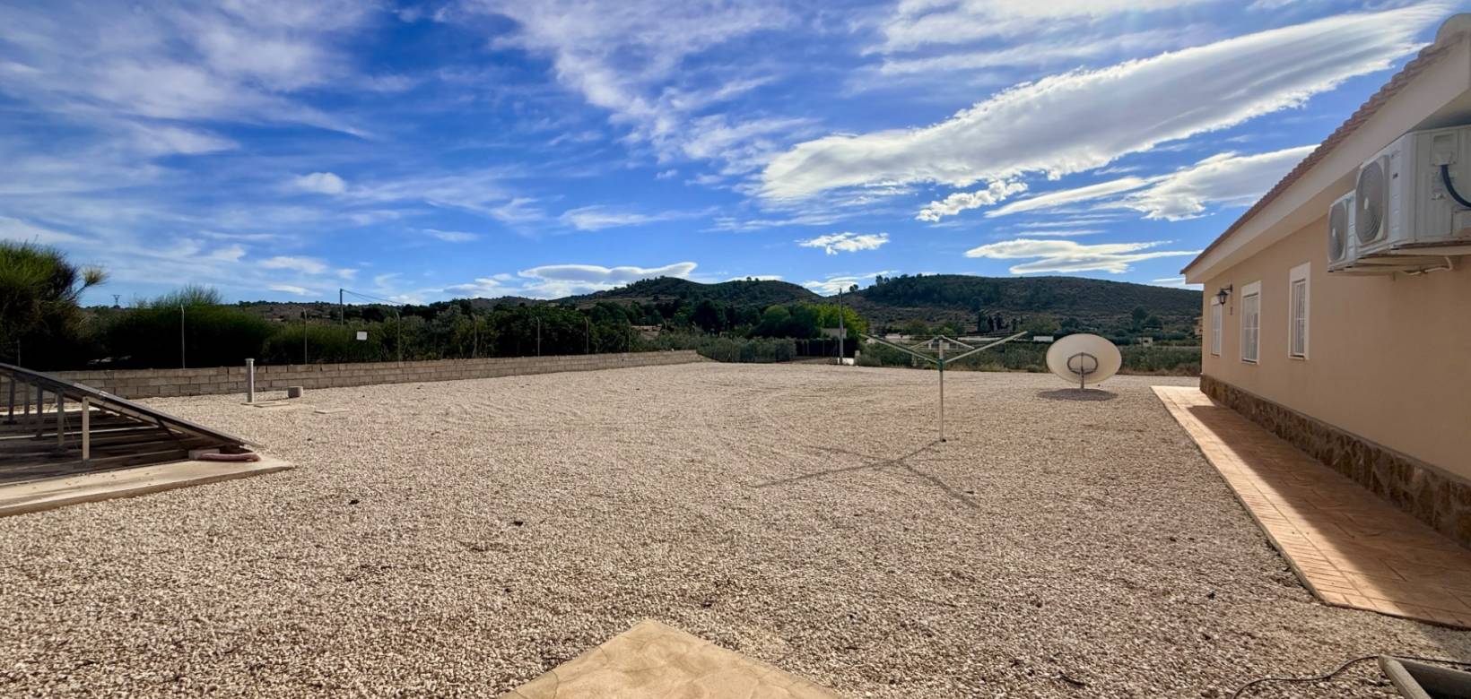 Venta - Chalet - Hondón de las Nieves