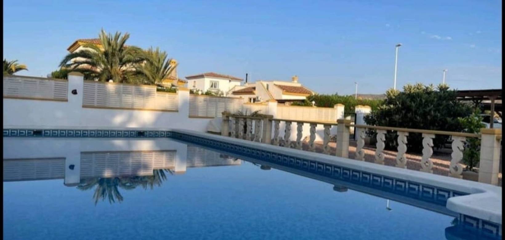 Venta - Chalet - Hondón de las Nieves