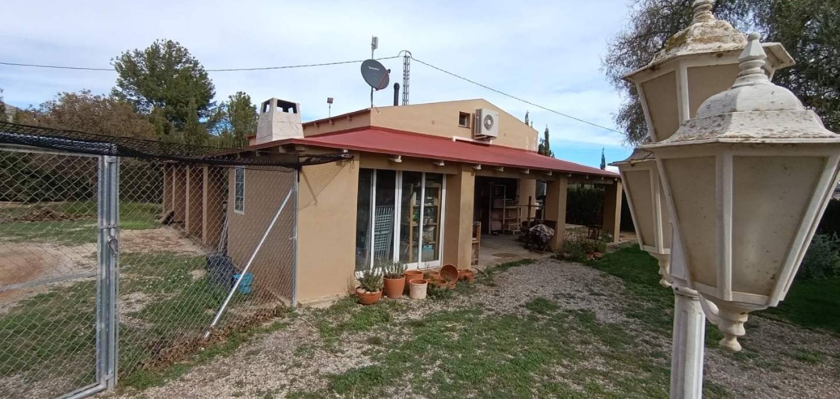 Venta - Chalet - Hondón de las Nieves