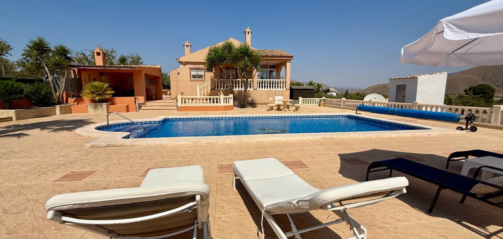 Venta - Chalet - Hondón de los Frailes