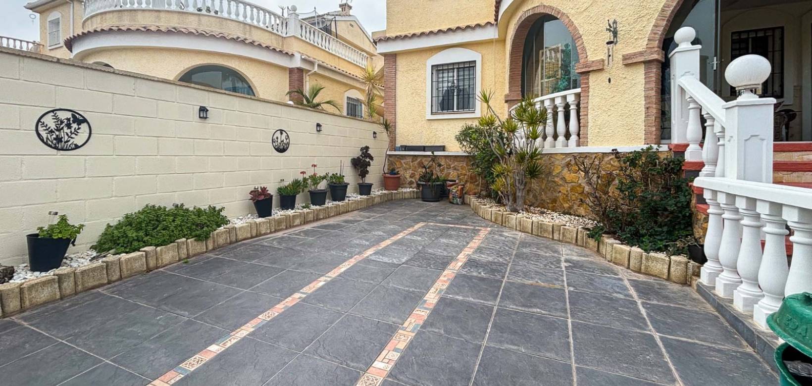 Venta - Chalet - Monforte del Cid