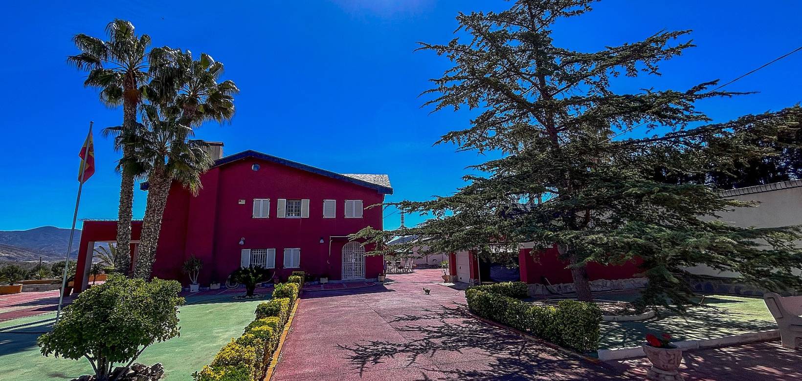 Venta - Chalet - Monovar