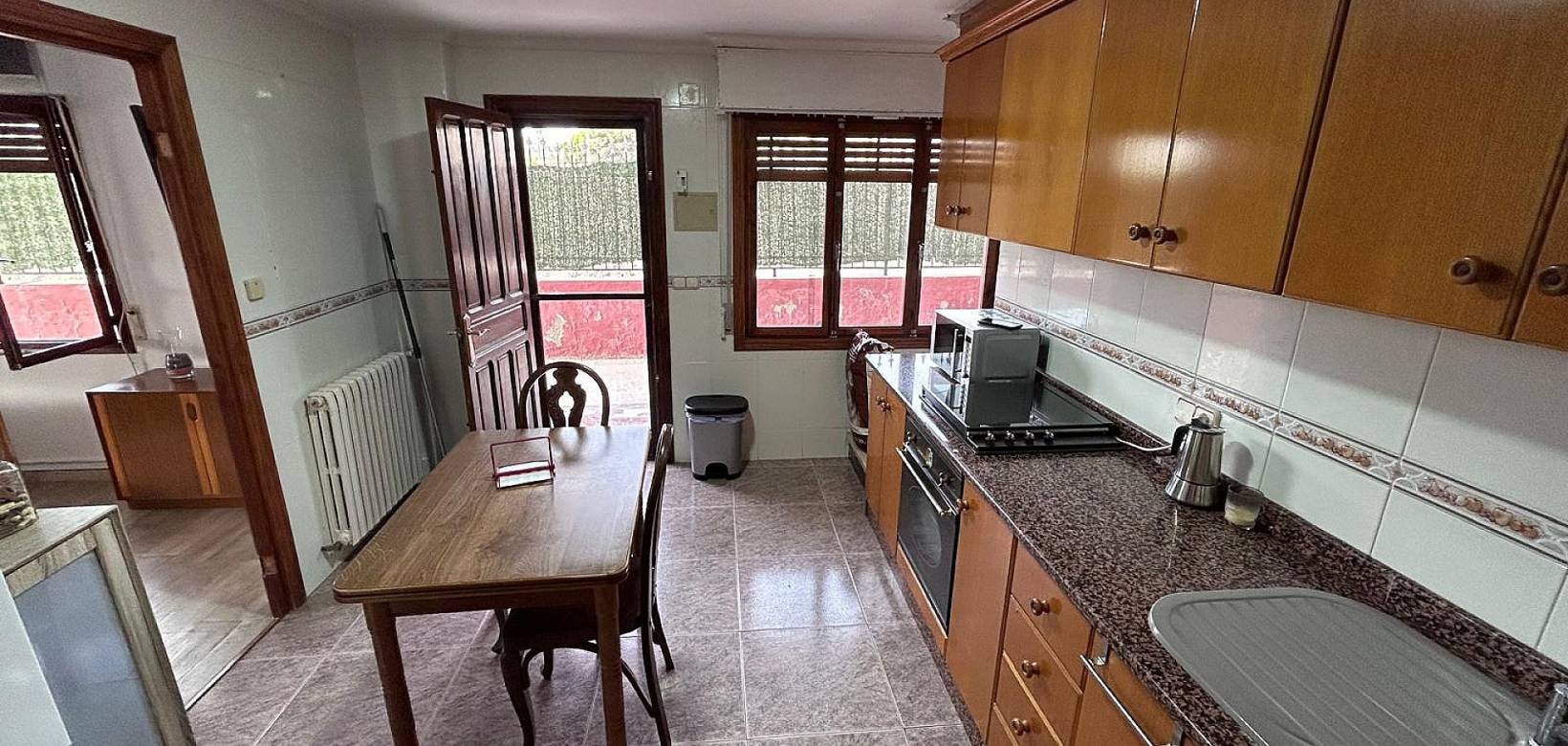 Venta - Chalet - Monovar