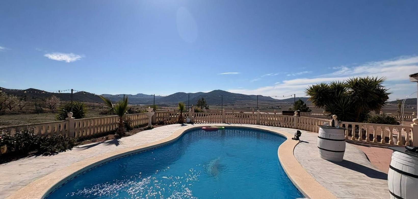 Venta - Chalet - Monovar