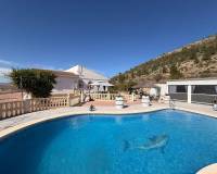 Venta - Chalet - Monovar