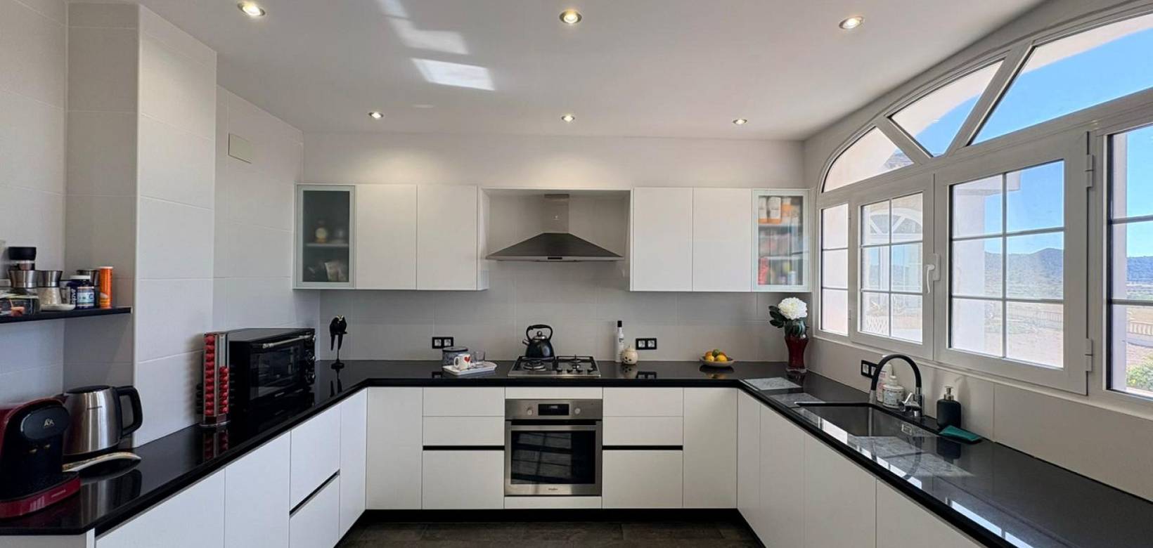 Venta - Chalet - Monovar