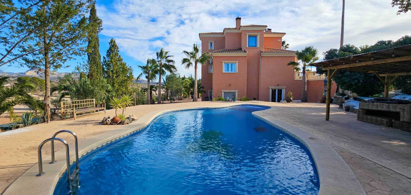 Venta - Chalet - Monovar